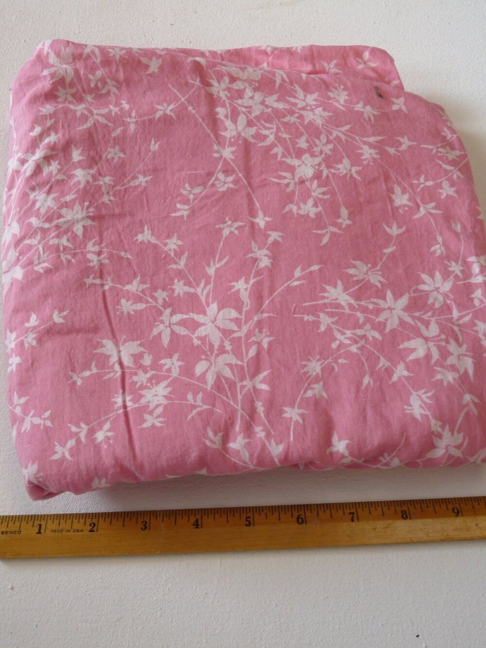 Vintage 4 yds cotton muslin fabric pink white floral